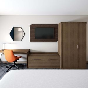 Executive Suite Non-Smoking